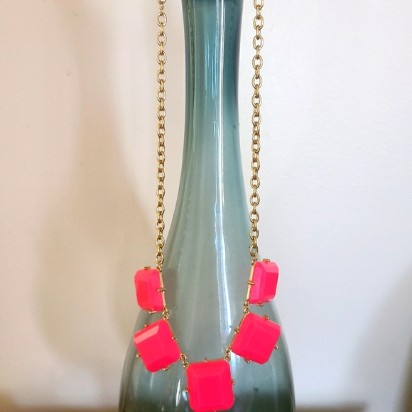 Pink & Gold DEB Statement Necklace - Picture 1 of 3